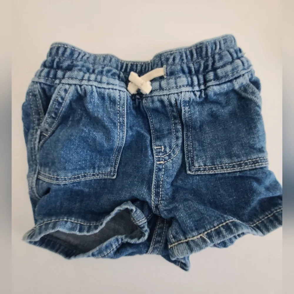 Old Navy Baby Girl Jean Denim Shorts Size 18-24 Months